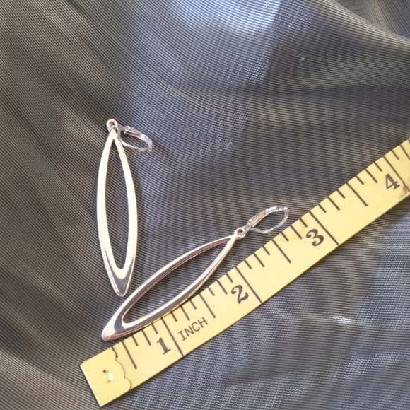 Sterling silver oval drop - Picture 2 of 3